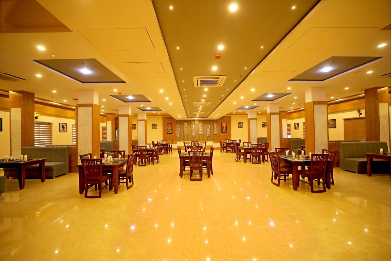 The Sky Imperial - Shahi Hotels & Resort Nāthdwāra Esterno foto